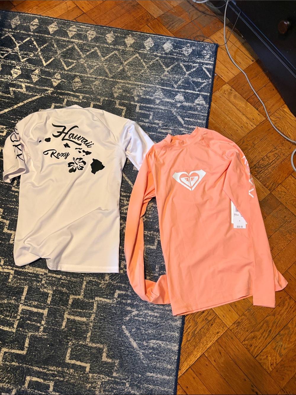 Roxy bundle Long  Rash Guard Tops one small one medium